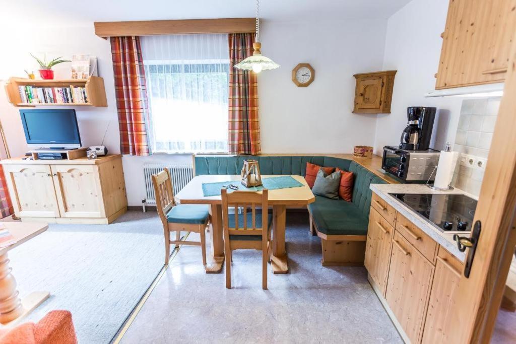 Appartement Sonnengluck By Monicare Leutasch Buitenkant foto